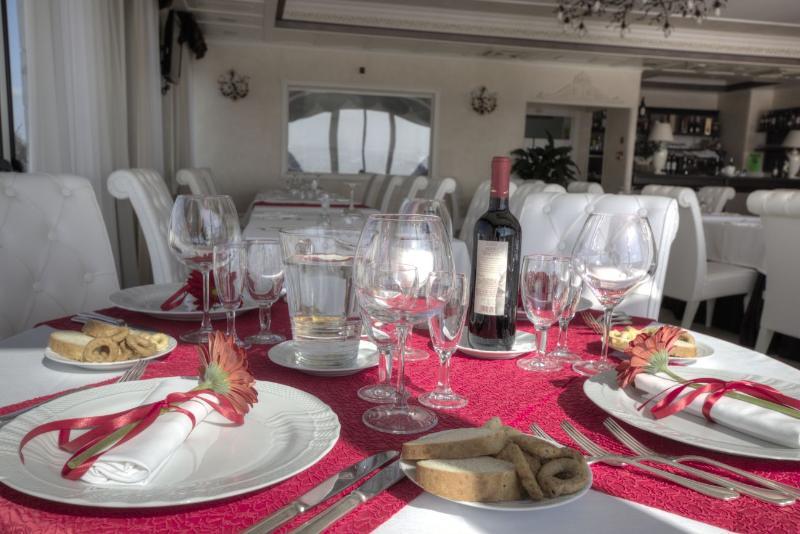 Hotel Madonna Delle Grazie Ceglie Messapica Eksteriør bilde