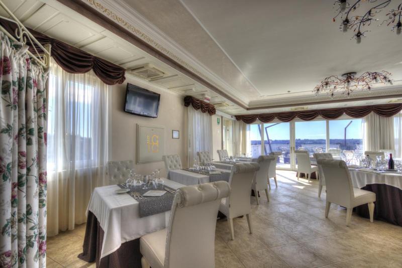 Hotel Madonna Delle Grazie Ceglie Messapica Eksteriør bilde